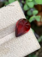 3.90 Carats Natural Rhodolite Garnet Gemstone Tanzania - Back View 2