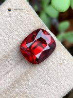 3.90 Carats Natural Rhodolite Garnet Gemstone from Tanzania - Front View 2