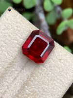 4.60 Carats Natural Rhodolite Garnet Gemstone Tanzania - Main View