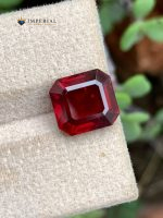 4.60 Carats Natural Rhodolite Garnet Gemstone Tanzania - Front View 2