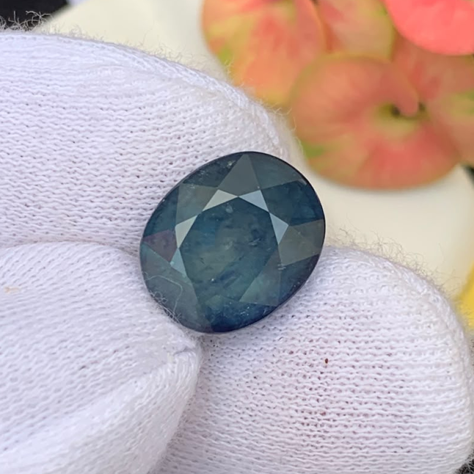 7.80 ct Natural Blue Sapphire Madagascar Heated Gemstone1 7.80 ct Natural Blue Sapphire Madagascar Heated Gemstone