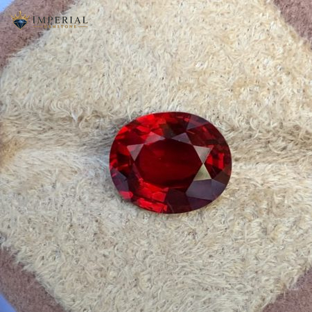 4.47 Ct AIG Certified Natural Malaya Garnet Oval Gemstone