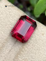 5.40 Ct Natural Rhodolite Garnet Purple Octagon Cut Gemstone - Main View