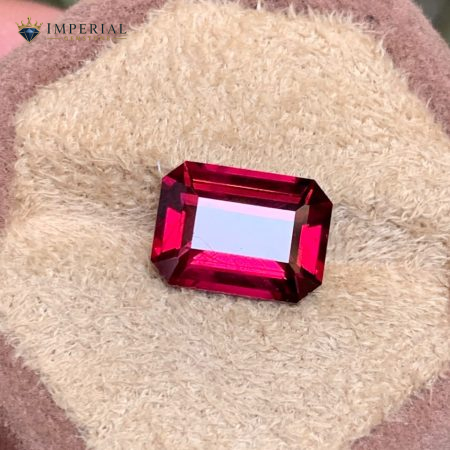 5.40 Ct Natural Rhodolite Garnet Purple Octagon Cut Gemstone