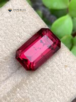 5.70 Ct Natural Rhodolite Garnet Purple Octagon Gemstone - Front View 1