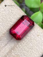 5.70 Ct Natural Rhodolite Garnet Purple Octagon Gemstone - Front View 2