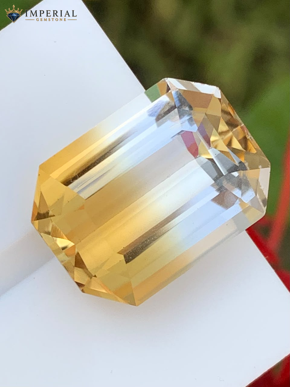 Natural Bi-Color Citrine 15.10 Carat from Brazil1 15.10 Carats Natural Bi-Color Citrine from Brazil