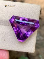 12.95 Carats Natural Amethyst Trillion Cut VVS2 from Brazil