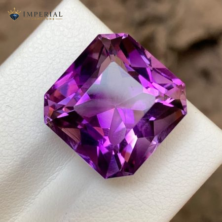 15.25 Carats Natural Amethyst Asscher Cut VVS1 from Brazil