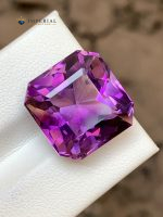15.25 Carats Natural Amethyst Asscher Cut VVS1 from Brazil