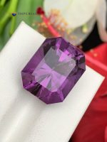 19.20 Carat Natural Amethyst Emerald Step Cut SI2 Brazil