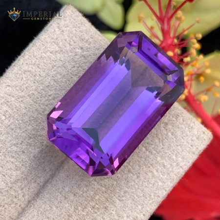 22.40 Carat Natural Amethyst Emerald Step Cut VVS1 Brazil