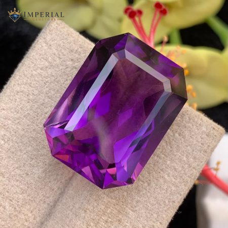 23.00 Carat Natural Amethyst Emerald Step Cut VVS1 Brazil