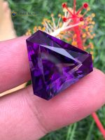 23.00 Carat Natural Amethyst Trillion Shape VS1 from Brazil