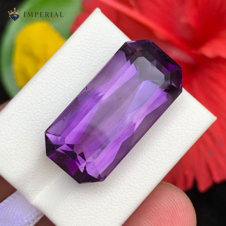 26.20 Carats Natural Amethyst Emerald Step Cut VS1 Brazil