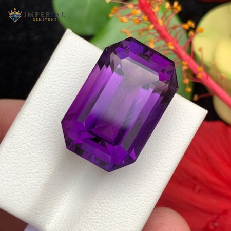 27.05 Carat Natural Amethyst Emerald Faceted Cut VVS2 Brazil