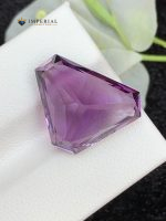 9.85 Carats Natural Amethyst Trilliant Cut VVS1 from Brazil