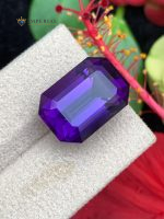 17.65 Carat Natural Amethyst Emerald Cut VVS2 Brazil - Front Close Up View