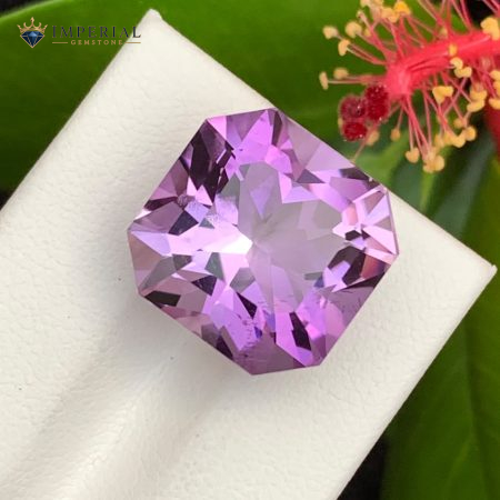 17.90 Carat Natural Amethyst Octagon Fancy Cut VVS2 Brazil