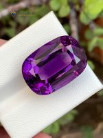 19.00 Carat Natural Amethyst Cushion Cut Flawless Brazil - Front View 2