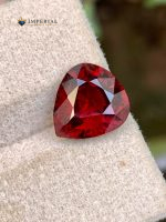 3.65 Carat Natural Rhodolite Garnet Heart Shape VS1 Tanzania - Front View 3