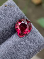 4.05 Carat Natural Rhodolite Garnet Pear Shape VVS2 Tanzania - Video
