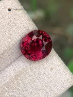 4.10 Carat Natural Rhodolite Garnet Oval Cut VS1 Tanzania - Front View 4