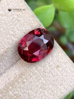 4.36 Carats Certified Natural Rhodolite Garnet Tanzania - Front View 3