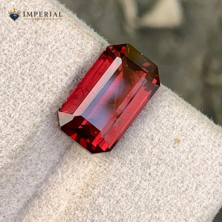 4.40 Carat Natural Rhodolite Garnet Emerald Cut VS1 Tanzania - Main View