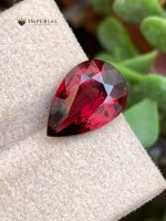 4.62 Carats Certified Natural Rhodolite Garnet Pear Tanzania - Front View 2