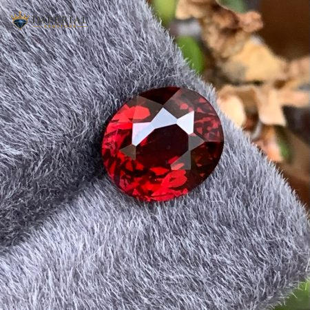 4.79 Carat Certified Natural Almandine Garnet Oval Tanzania - Main View