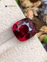5.07 ct Certified Natural Rhodolite Garnet Cushion Tanzania - Front View 3
